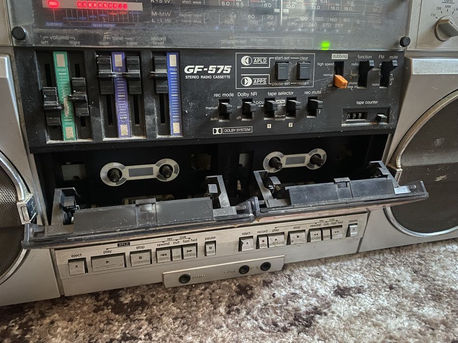 Магнитофон Sharp gf - 575 Stereo Radio Cassette