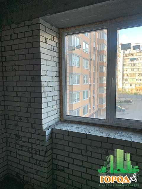 Простора квартира в новому будинку