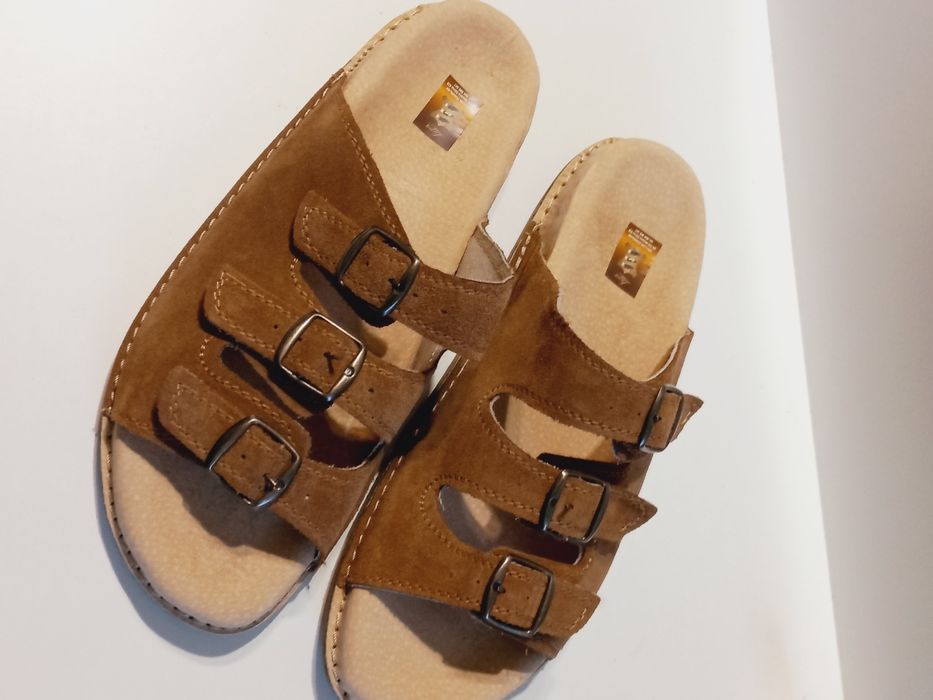 Skórzane klapki ortopedyczne, rozmiar 42,