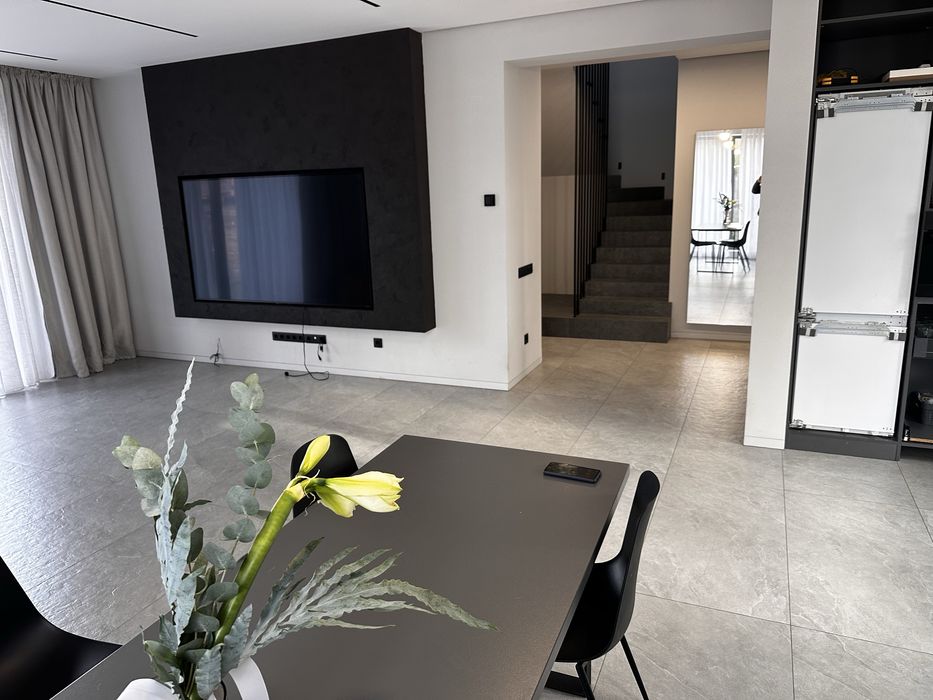 Автономний Дизайнерський будинок 195 кв.м, 12 соток  Новосілки