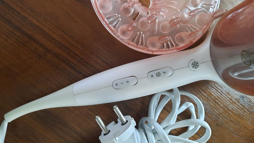 Фен Philips MoistureProtect HP8281/00