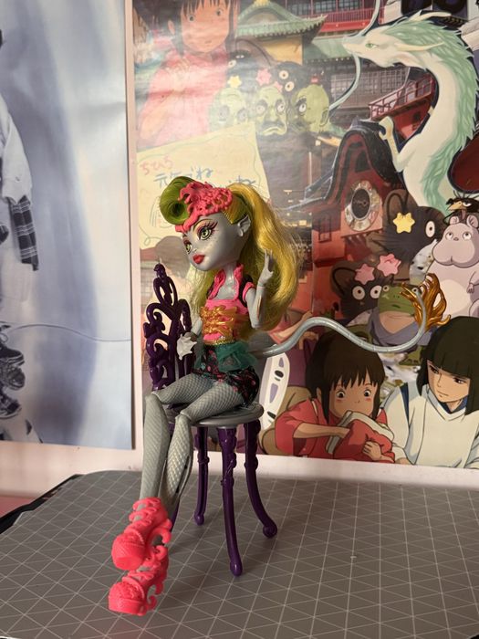 Лялька Monster High Lagoonafire Freaky Fusion ЛагунаФаер Злиття монстрів вживана