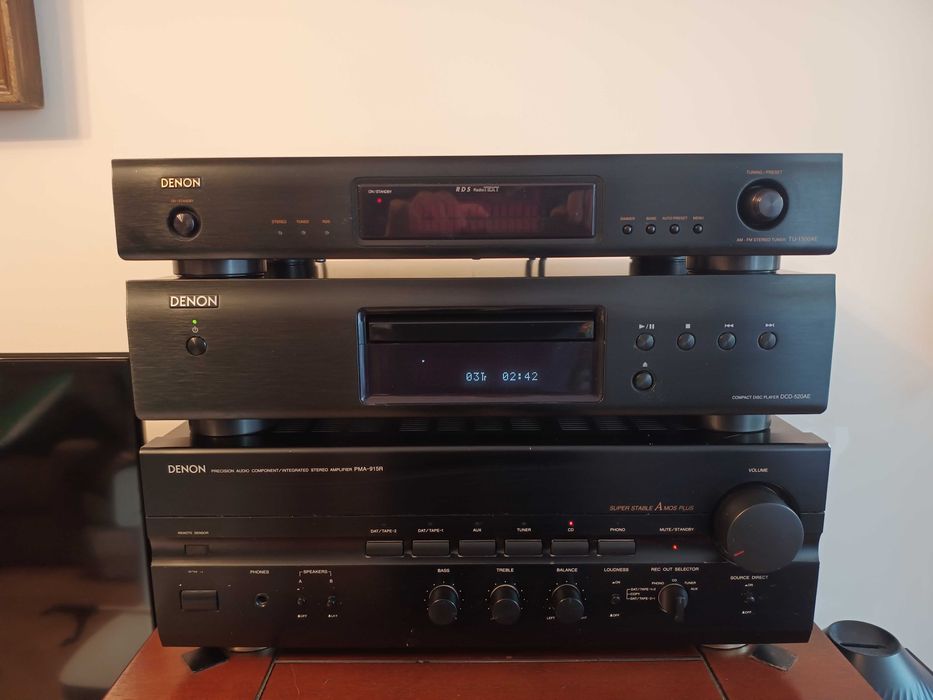 Wieża stereo wzmacniacz Denon PMA-915R, odtwarzacz DCD-520AE, tuner TU-1500AE
