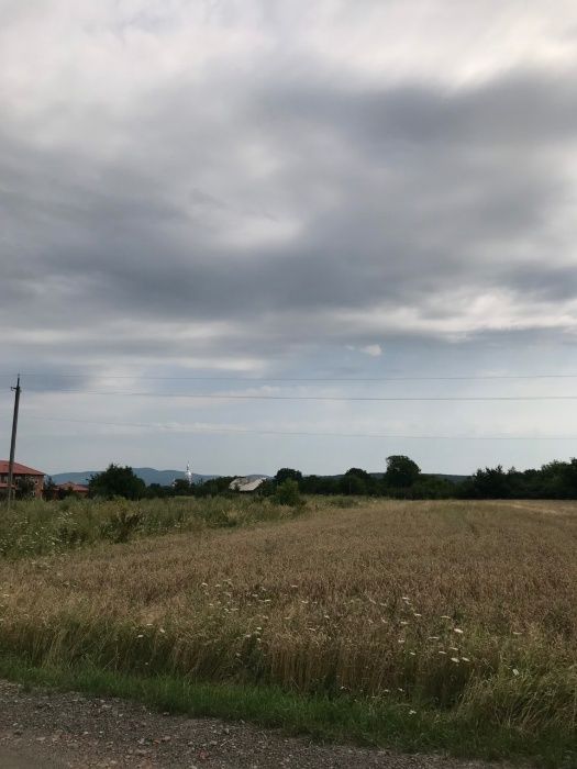 Продаеться участок 25 соток с. Баранинцы.