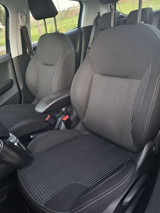 Peugeot 208 1.6 hdi 109cv - 133mil kms