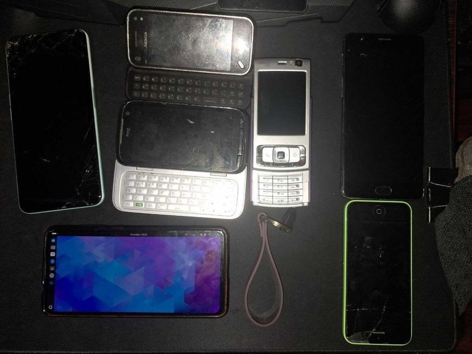 телефони Nokia, Xiaomi, HTC, Oppo, iPhone, OnePlus. у роздріб, 1 лотом, на запчастини