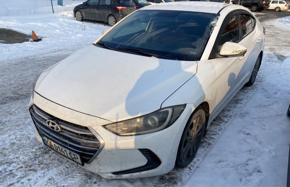 Hyundai 2,0 автомат газ бензин