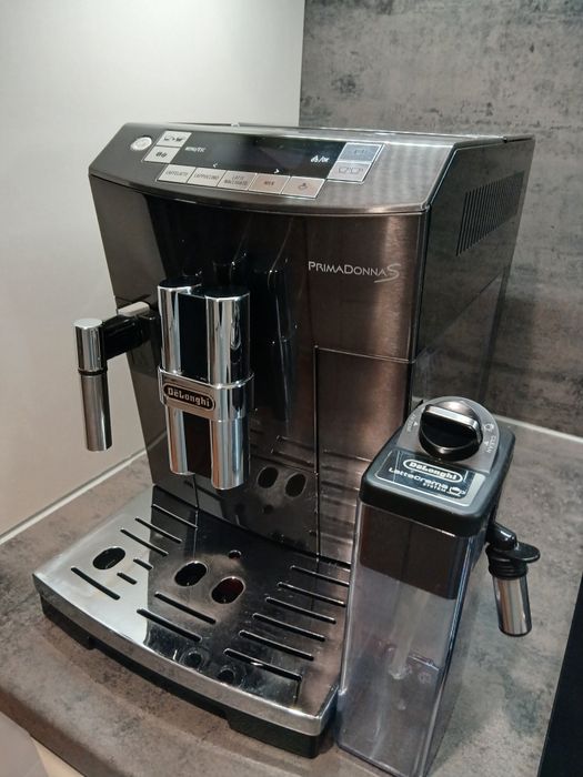 Ekspres delonghi primadonna s