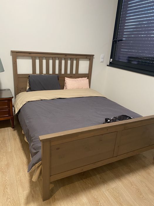 Cama casal com colchão