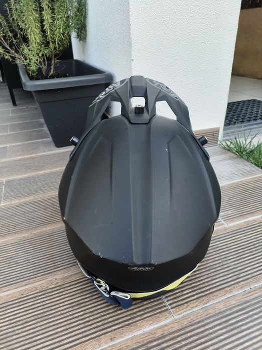 Capacete Airoh Wraap + Óculos Blast XR1