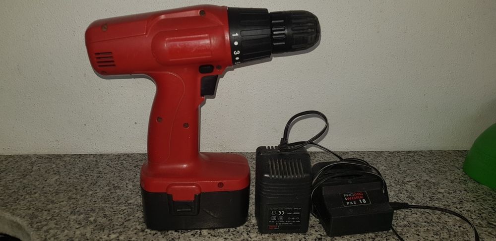 Aparafusadora para peças