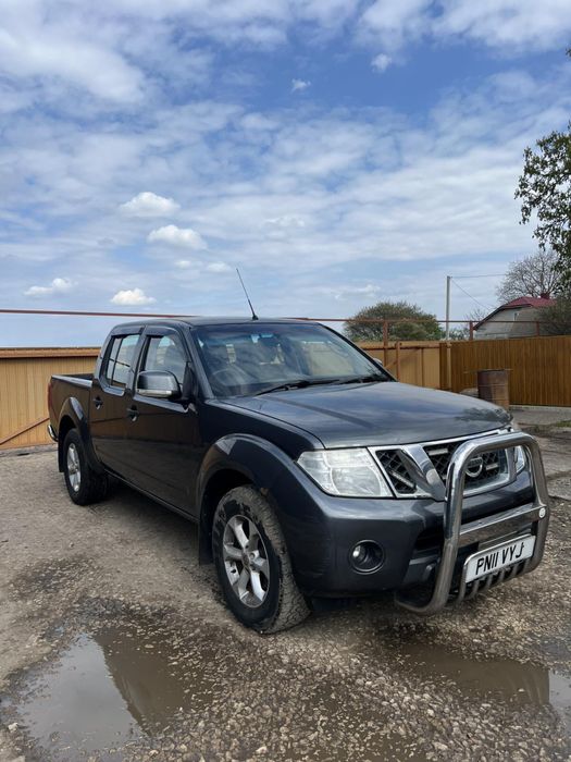 Nissan Navara авто для ЗСУ