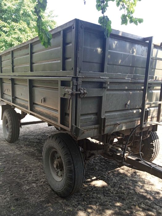 Прицеп тракторный прицеп ПТС-4 .