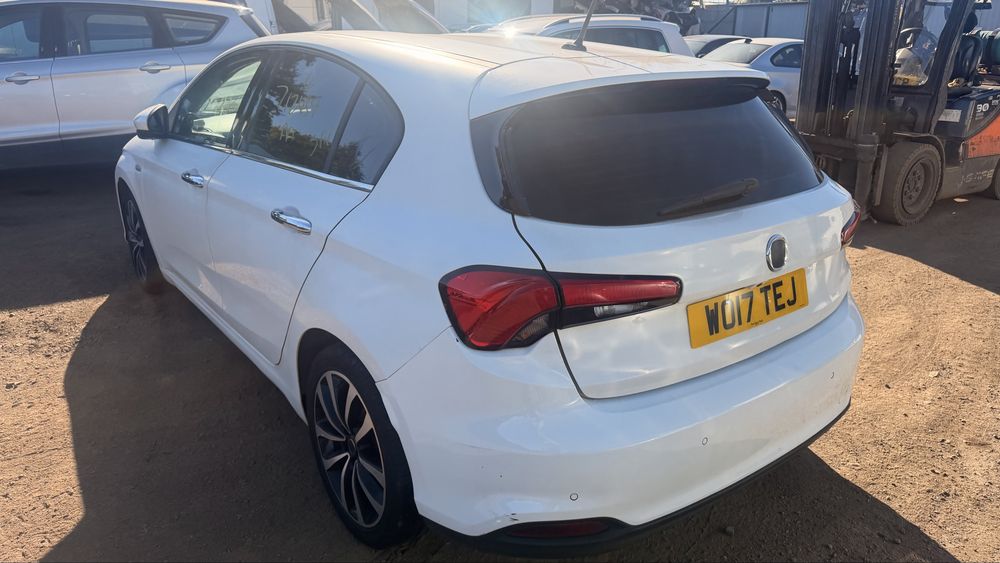 Fiat Tipo silnik 1.4 Benzyna 2017r,Anglik z kluczykami