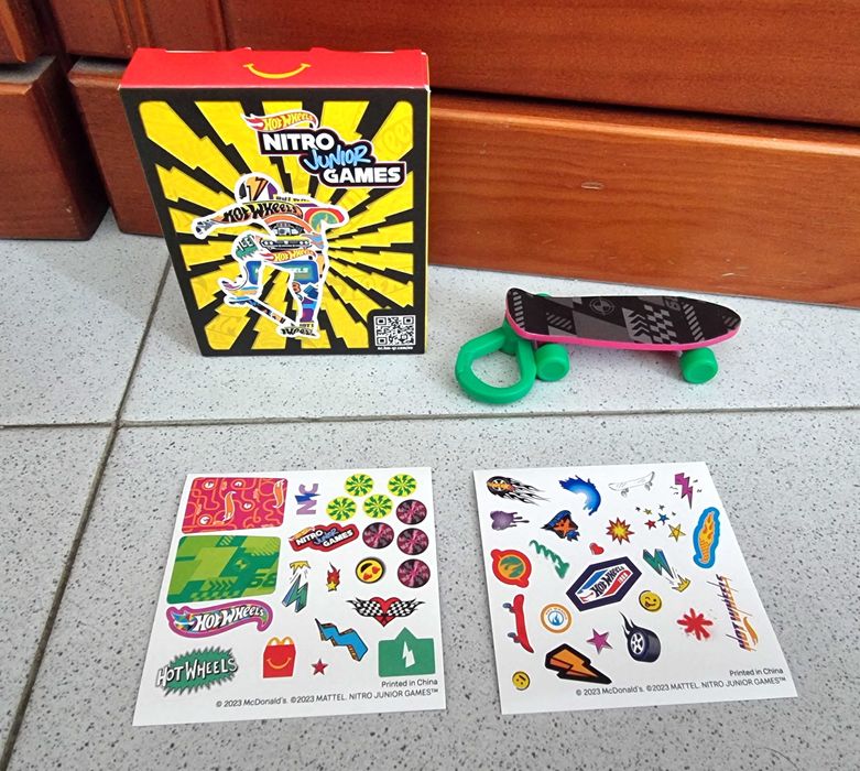 Brinquedo "Hot Wheels Nitro Junior Games"