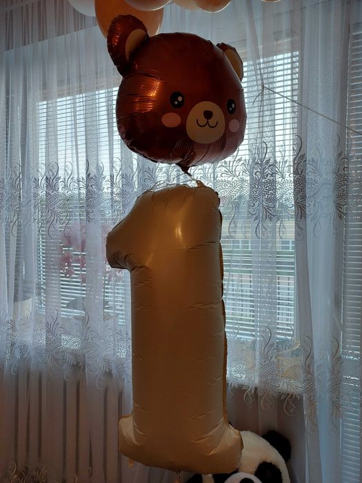 Balony dekoracyjne foliowe 4 szt + girlanda roczek+ balony