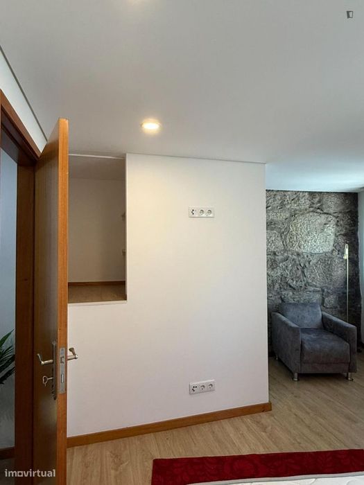 Apartamento com 1 quartos - localizado em Campanhã Porto