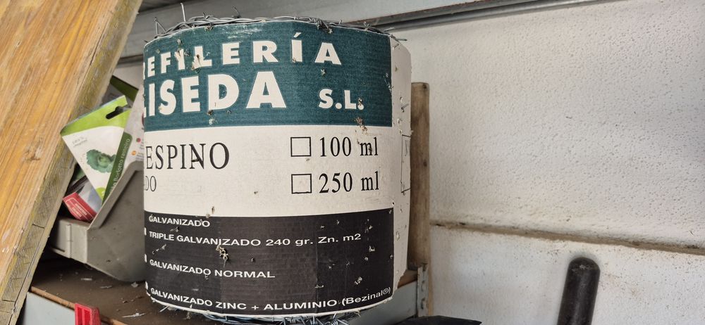 Arame farpado - rolo de 250m