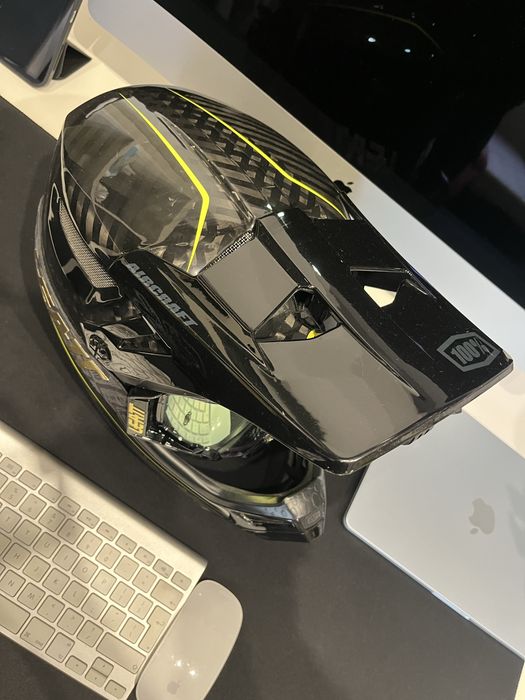 Kask 100% Aircraft Carbon