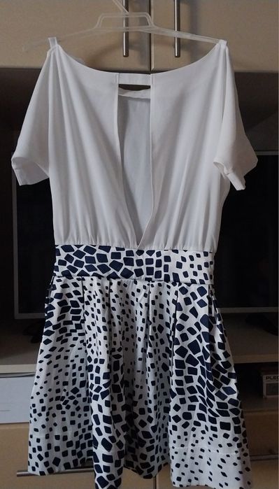 Святкова сукня для дівчинки