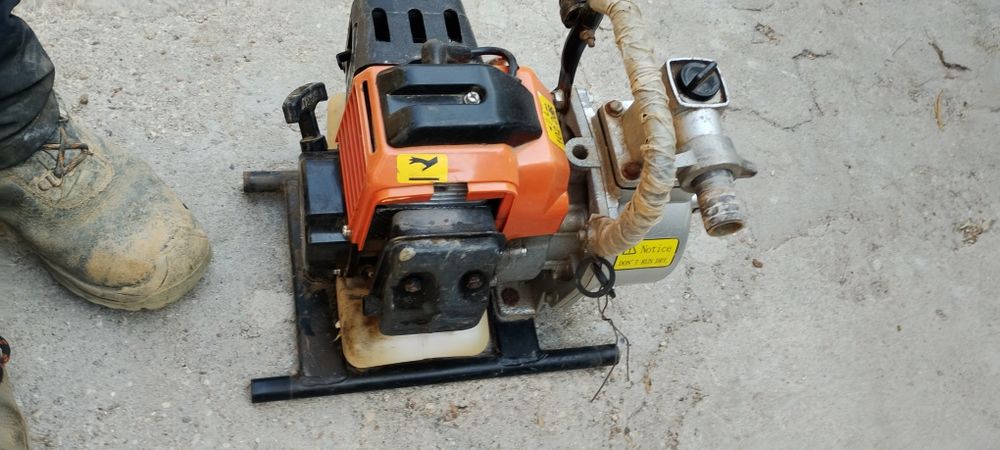 Moto bomba gasolina