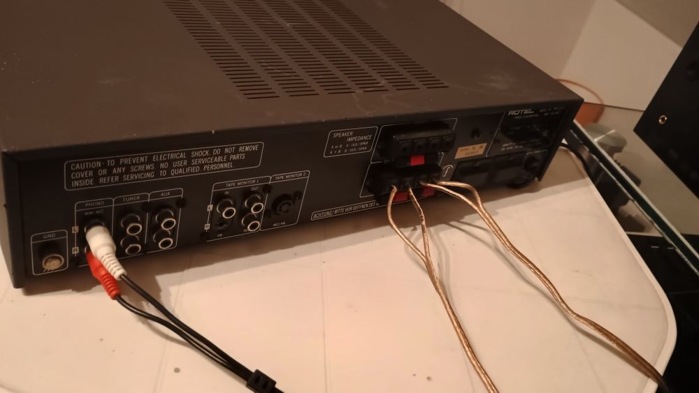 ROTEL Wzmacniacz integrated  RA1010