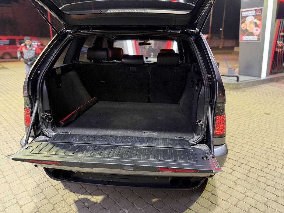 BMW X5e53 рестайлінг