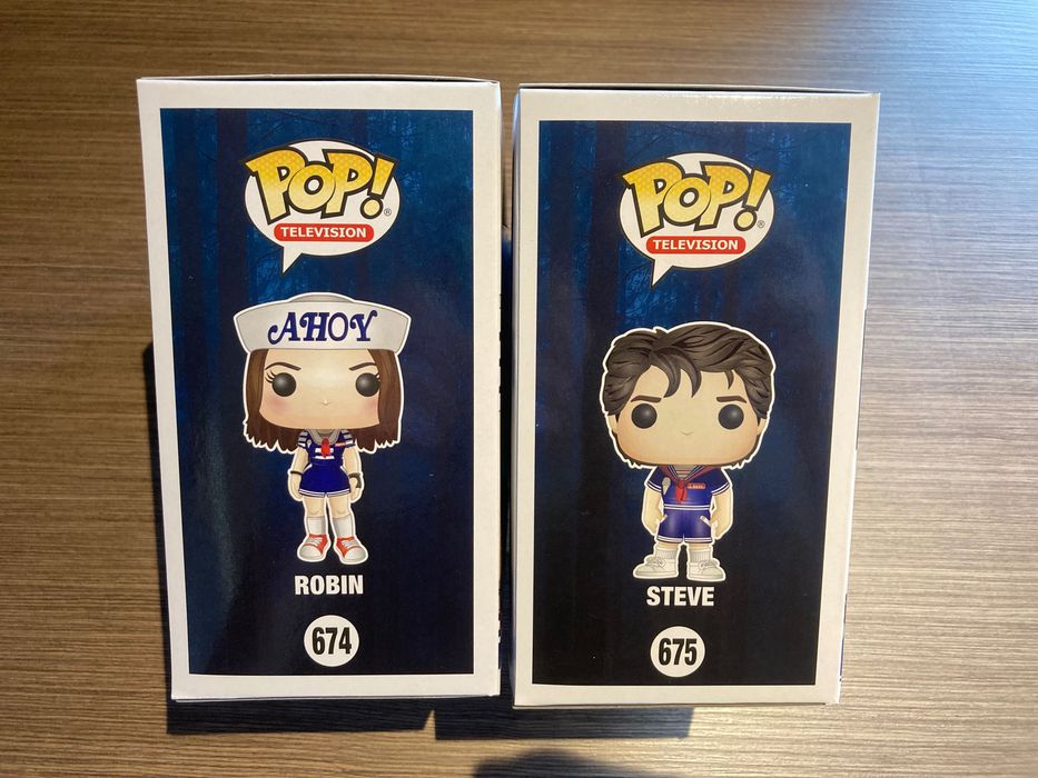 Stranger Things Robin Steve SDCC Funko POP