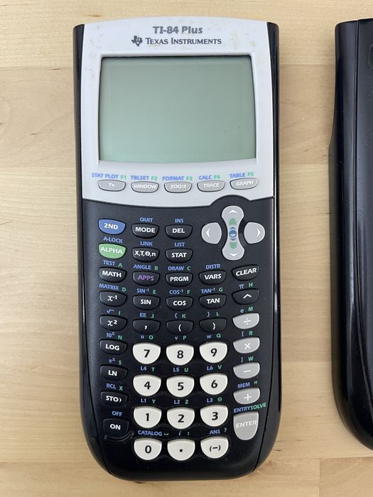 Calculadora TI 84 Plus (ótimo estado)