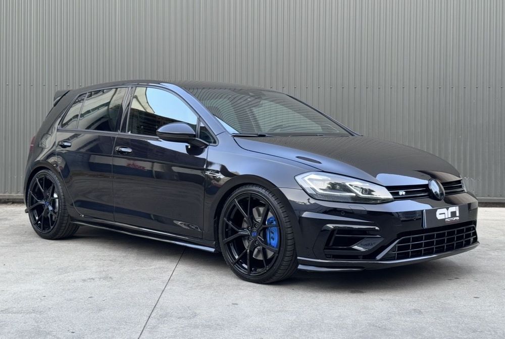 VW Golf R 4Motion (BlueMotion) DSG