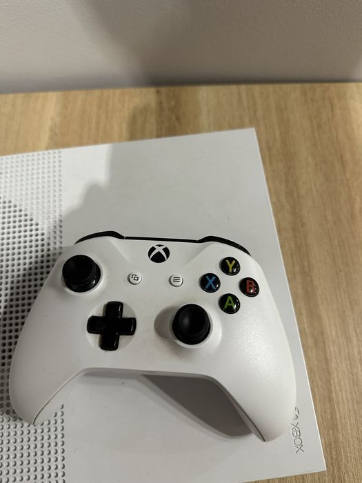Xbox one s  1tb