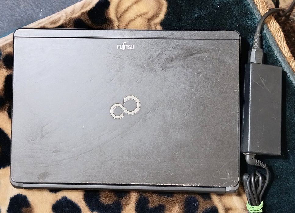 Fujitsu lifebook s792, i5, 8gb