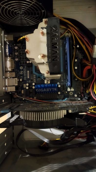 комплект для пк: мать+проц+память+відео карта (AMD, ddr3)