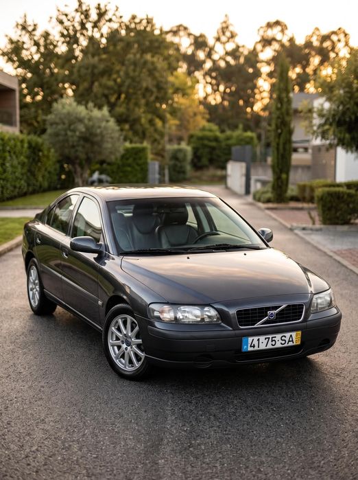 Volvo S60 2.0T em excelente estado