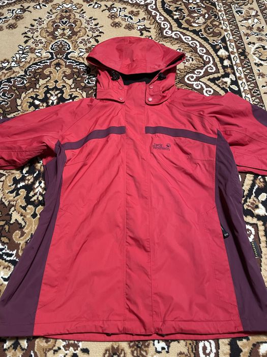 Вітровка jack wolfskin