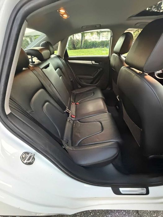 Audi A4      2015