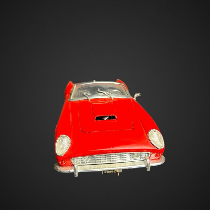 Model Ferarri 250 GTO California Tonka Polistil 1/16 J5/082313