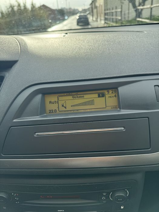 Ecra com moldura Citroen C5