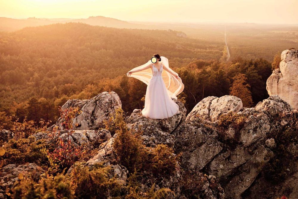 Suknia ślubna szyta