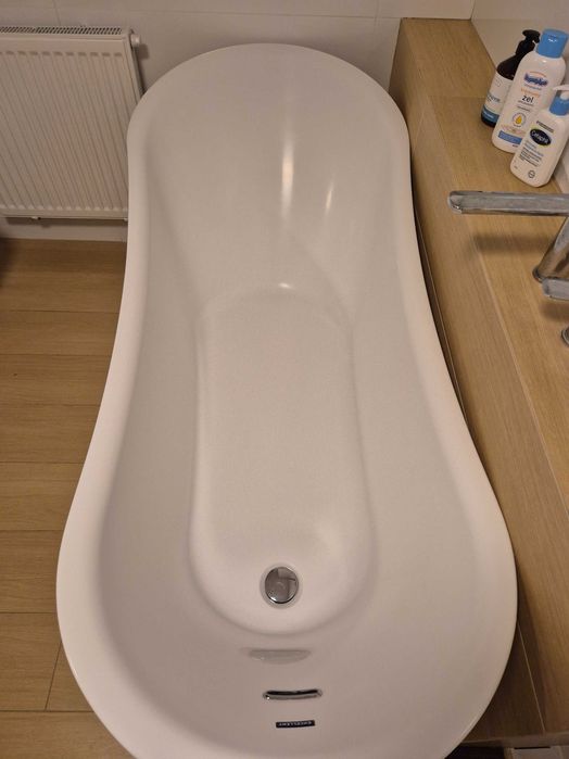 Sprzedam wannę wolnostojącą marki Excellent stan bdb