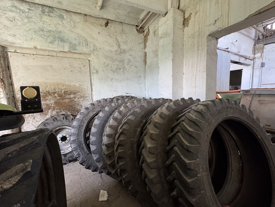 380/90R46 Bkt/Michelin 2 комплекта