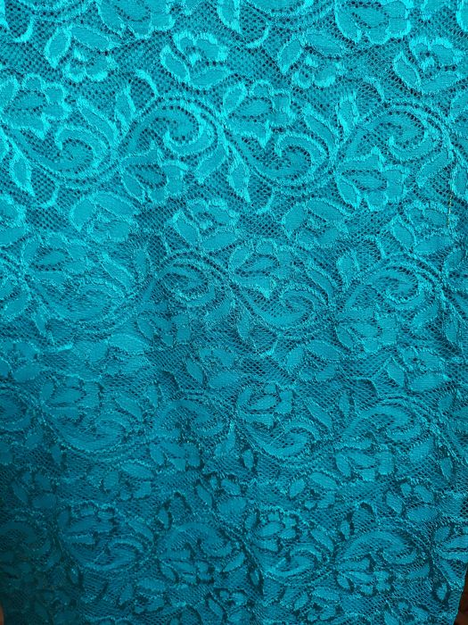 Ткань отрез стрейч кружево.