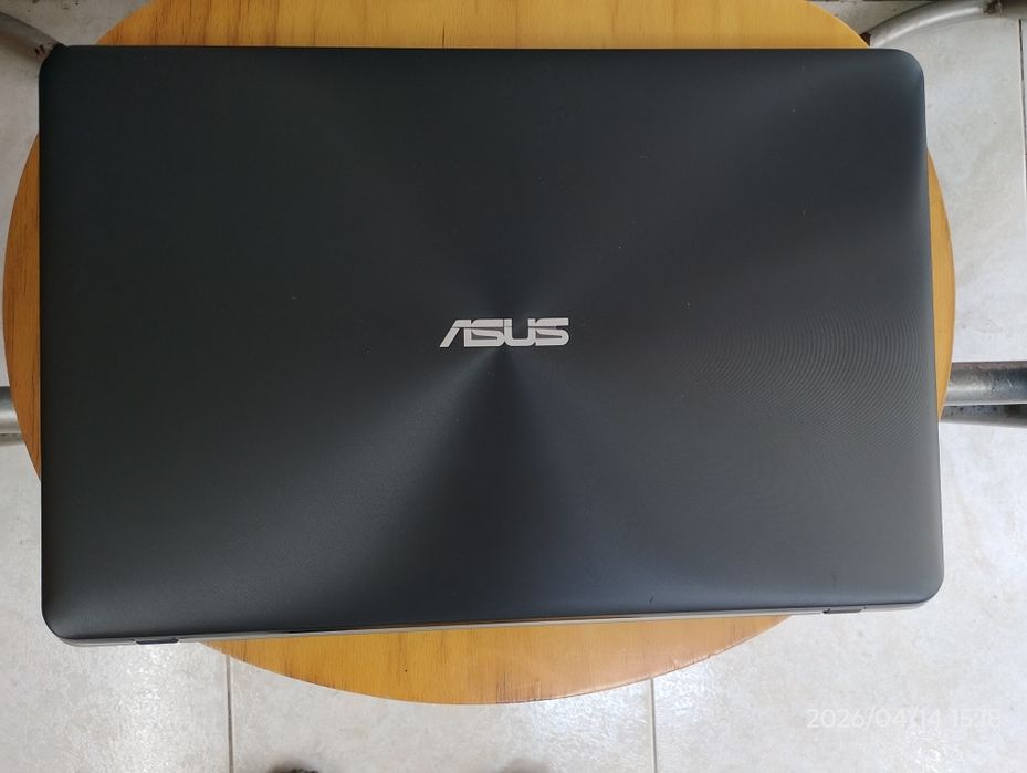 Pc portátil ASUS K751L 17" i7 usado bom estado