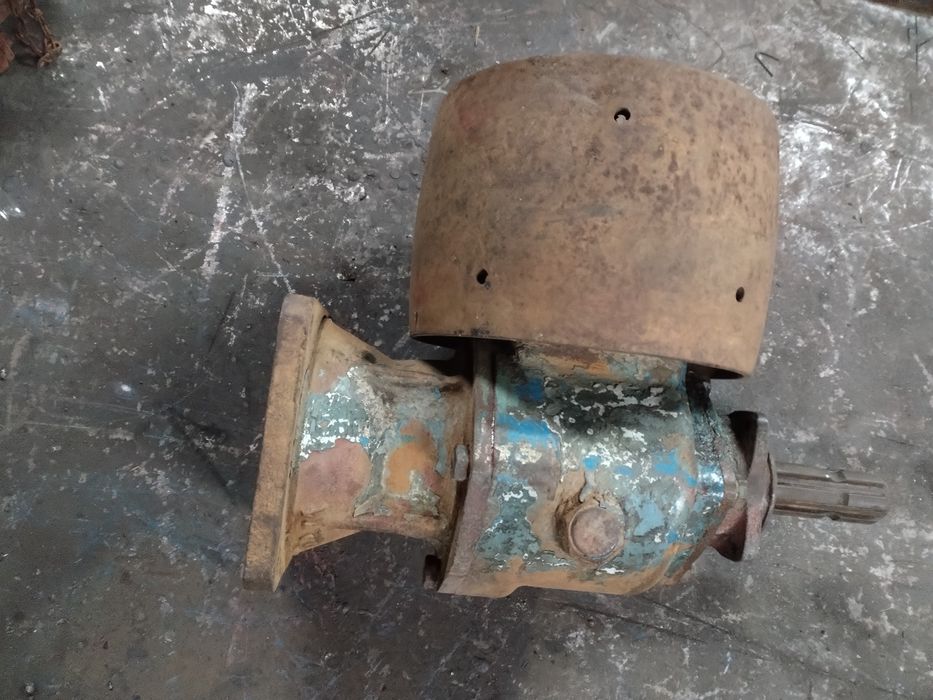 Przystawka pasowa 328,330