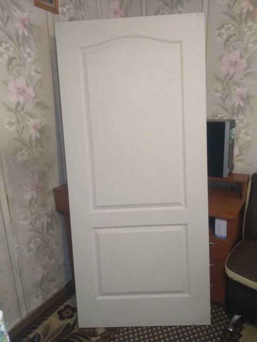 Продам міжкімнатні двері 90см