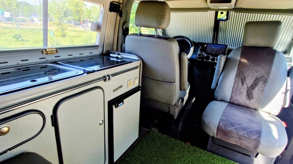 VWT5 - samochód specjalny - kamper