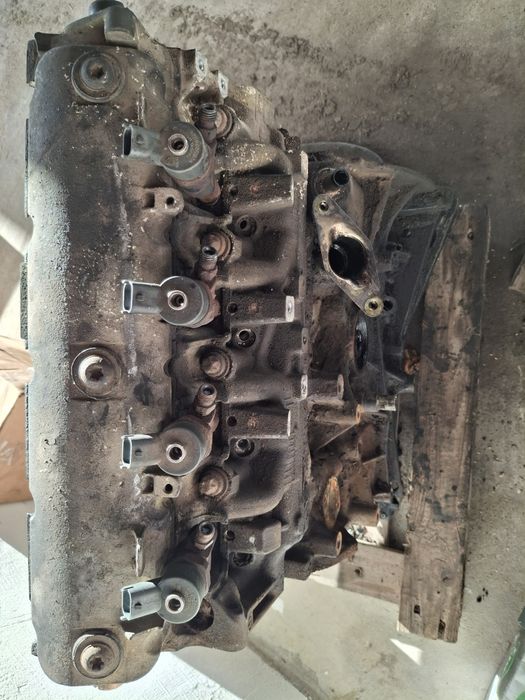 Продаю Двигун F9K під капремонт  від Опель віваро1.9 ,