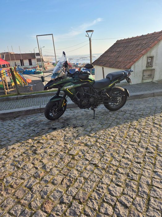 Benelli trail trk 502