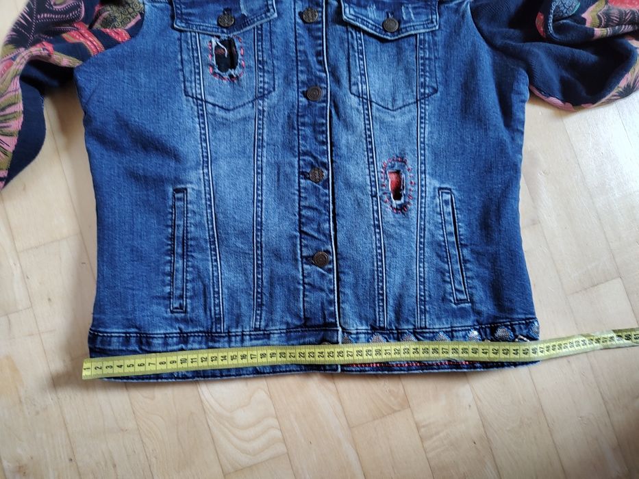 Ocieplana kurtka jeansowa Desigual - r.42 (nowa bez metki)