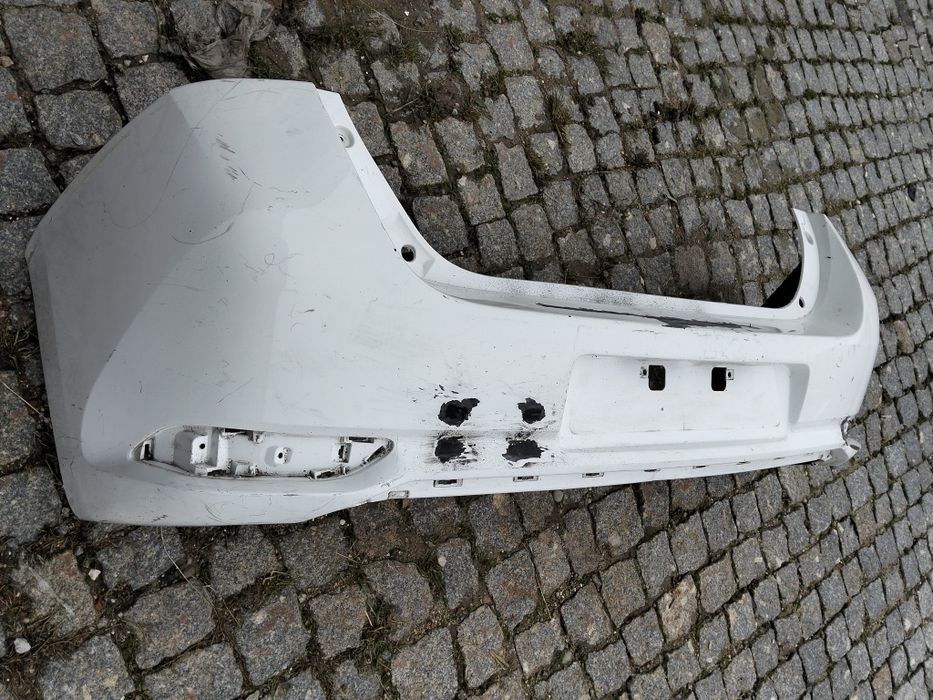 Parachoques Toyota Auris para choques 2015